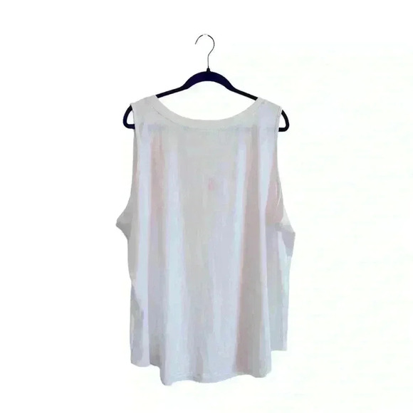 NWT: White V-Neck Swing Tee Size 3X - Picture 2 of 5